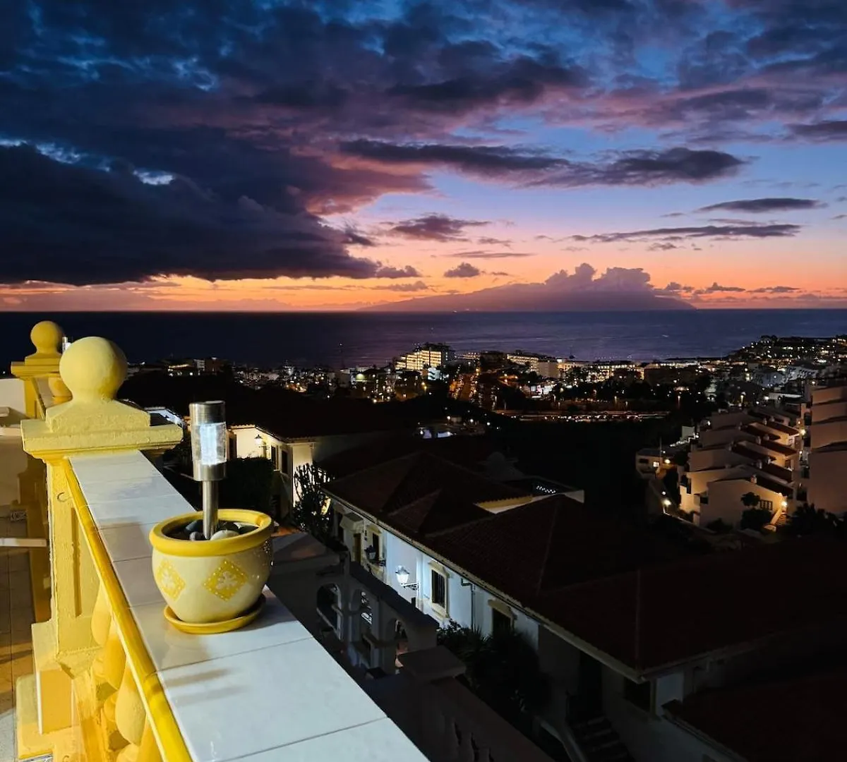 Tenerife Lovely Apartment With Ocean Mountain View Costa Adeje  Španělsko